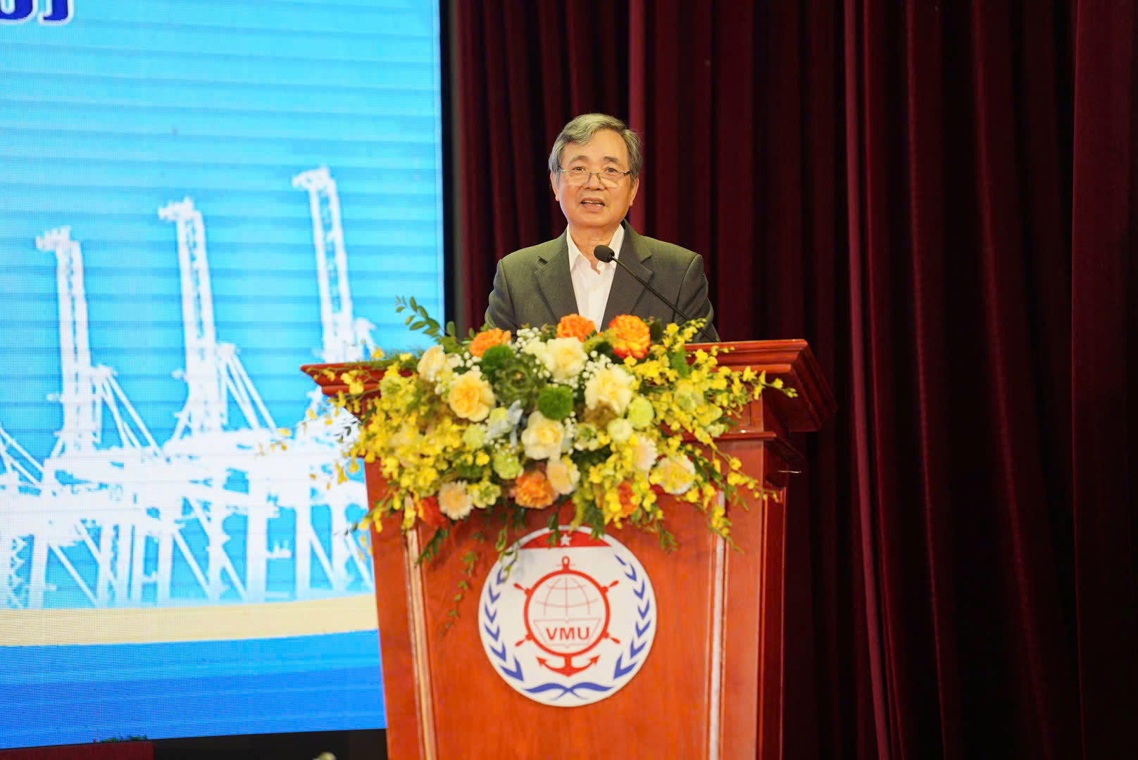 Khoa Công trình - Trường Đại học Hàng hải Việt Nam 60 năm chắp cánh những ước mơ- Ảnh 10.