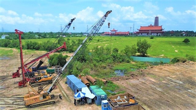 Chỉ đạo nóng gỡ vướng hai dự án cao tốc trọng điểm phía Nam
