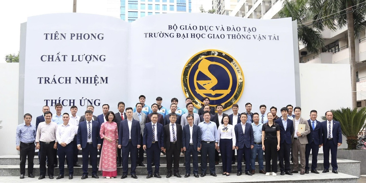 Trường Đại học GTVT khánh thành các phòng thí nghiệm - Ảnh 3.