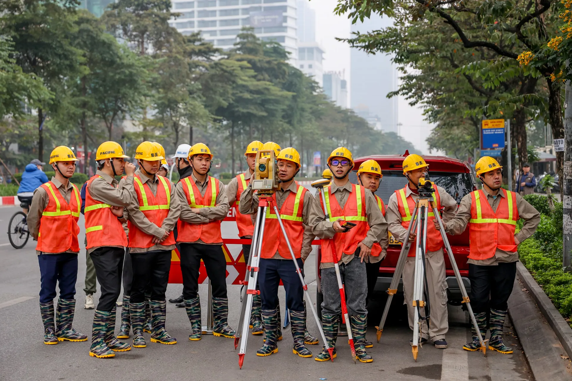 Hà Nội: Triển khai thi công tuyến đường sắt đô thị số 5 ngay sau lễ khởi công - Ảnh 1.