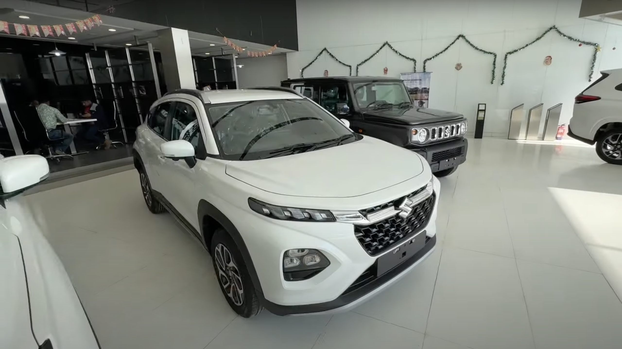 Điểm danh loạt xe ô tô sẽ về Việt Nam, nhiều cái tên đáng chờ - Ảnh 3.