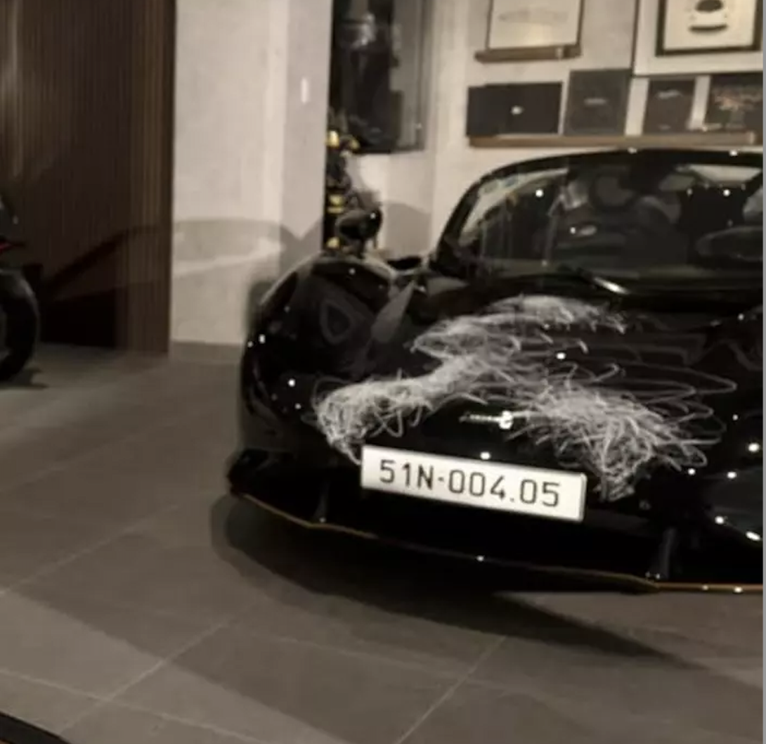 Lộ diện biển số đầy đủ siêu xe 200 tỷ McLaren Elva của Minh Nhựa độc nhất Việt Nam- Ảnh 1.