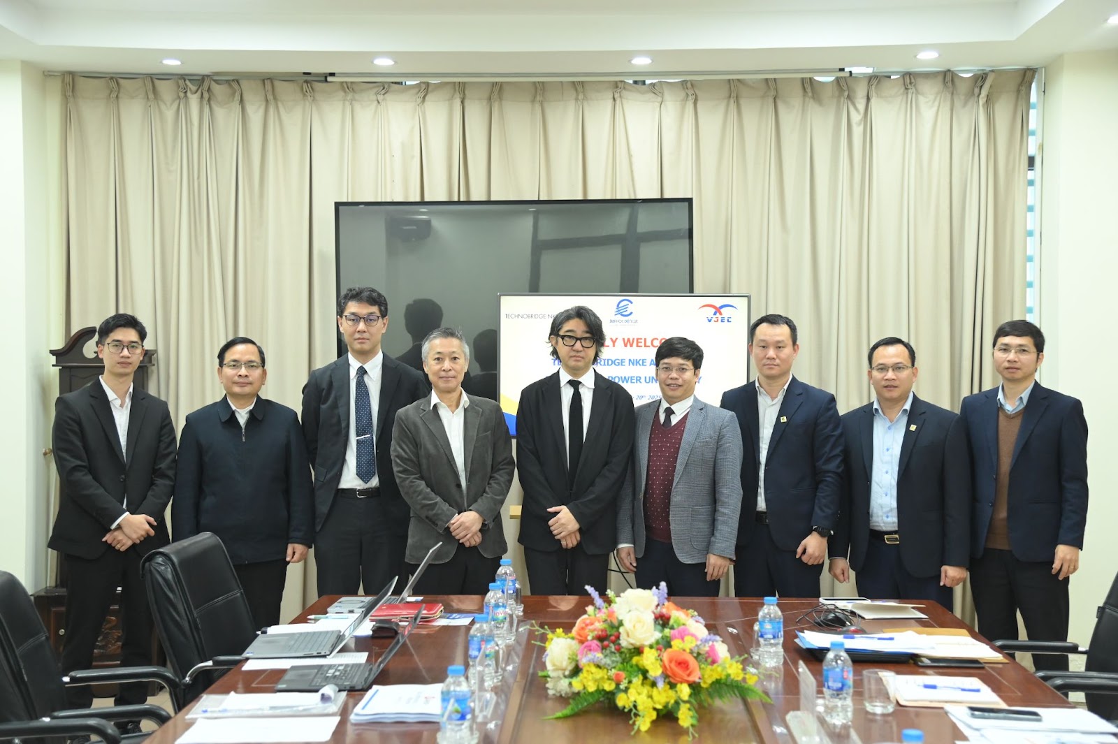 Trường Đại học Điện lực hợp tác đào tạo với Công ty Cổ phần Technobridge NKE và Công ty VJEC - Ảnh 3.