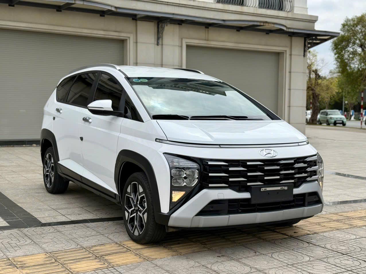 Xe 7 chỗ lướt giảm giá mạnh vì xe mới ưu đãi, 500 triệu mua được xe gì?- Ảnh 3. Xe 7 chỗ lướt giảm giá mạnh vì xe mới ưu đãi, 500 triệu mua được xe gì?- Ảnh 3.