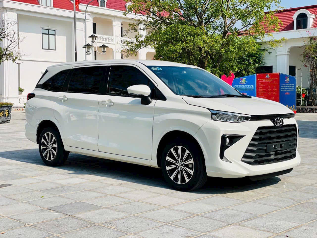 Xe 7 chỗ lướt giảm giá mạnh vì xe mới ưu đãi, 500 triệu mua được xe gì?- Ảnh 2. Xe 7 chỗ lướt giảm giá mạnh vì xe mới ưu đãi, 500 triệu mua được xe gì?- Ảnh 2.