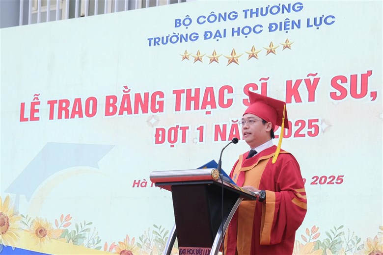 Trường Đại học Điện lực: Tưng bừng Lễ trao bằng tốt nghiệp năm 2025- Ảnh 2.