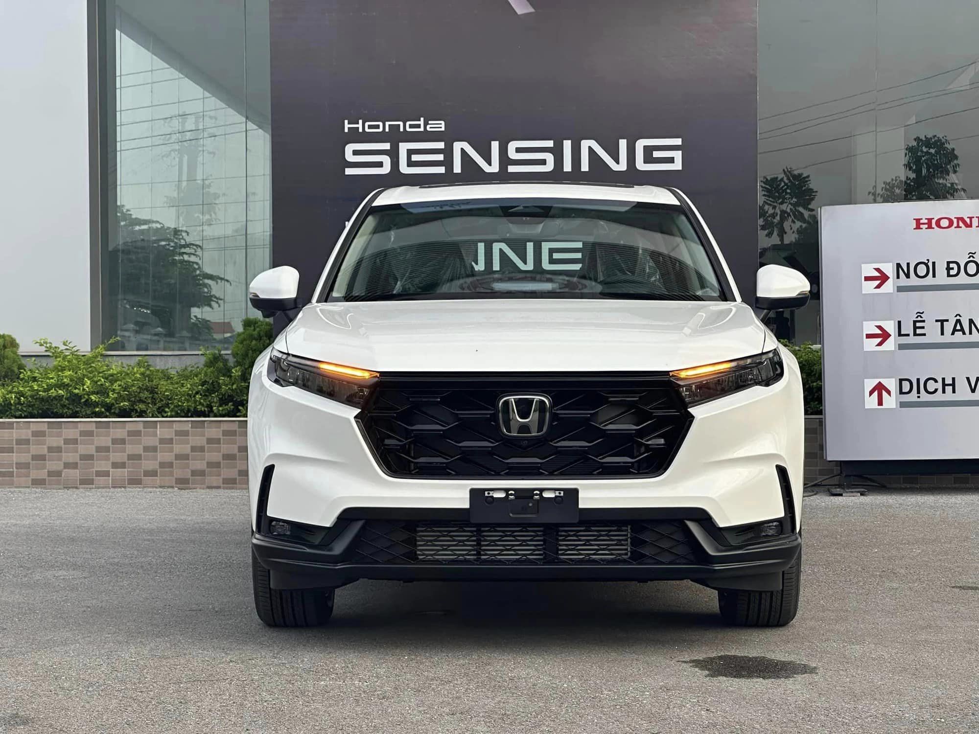 Loạt xe ô tô ưu đãi lớn trong tháng 6/2025 - Ảnh 1.