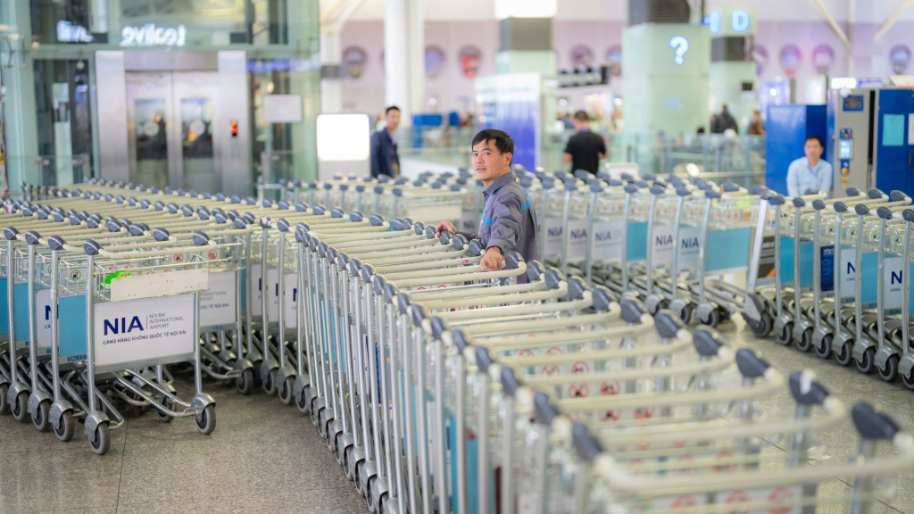 Cận cảnh Nội Bài lần thứ 7 trong Top 100 sân bay tốt nhất thế giới - Ảnh 8.