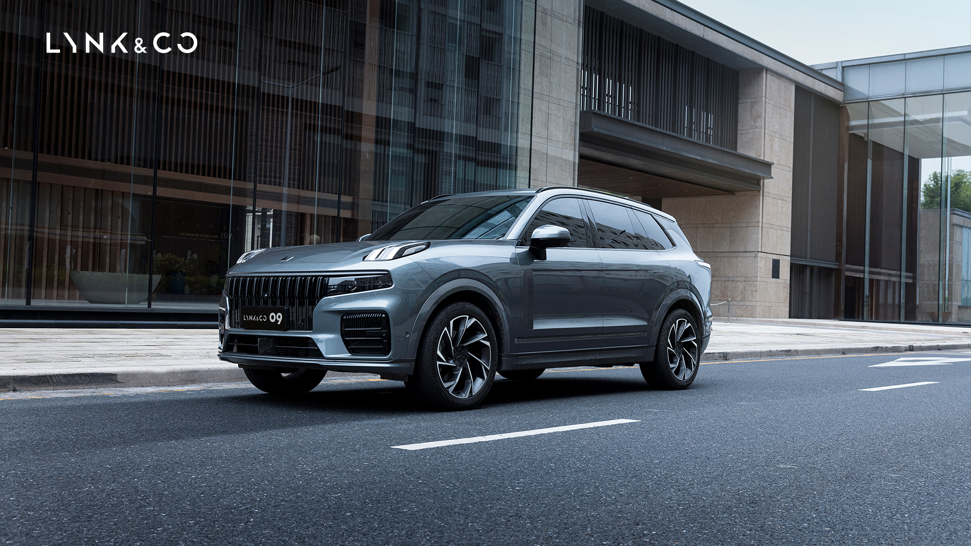 Loạt ô tô giảm giá mạnh tháng 4/2024: Honda Civic, CR-V giảm mạnh, Lynk & Co lần đầu gia nhập cuộc đua - Ảnh 2.