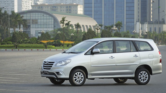 Ôtô 7 chỗ “nóng” trở lại, không chỉ xe dịch vụ mà cả xe gia đình- Ảnh 1. Ôtô 7 chỗ “nóng” trở lại, không chỉ xe dịch vụ mà cả xe gia đình- Ảnh 1.