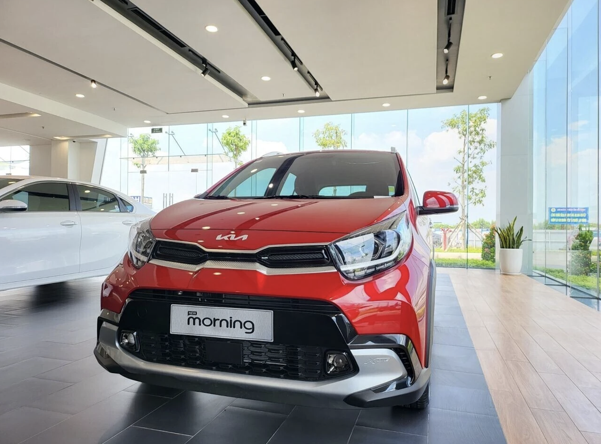 Top 10 xe bán ế tháng 4/2025, nhiều cái tên dần quen thuộc - Ảnh 2.