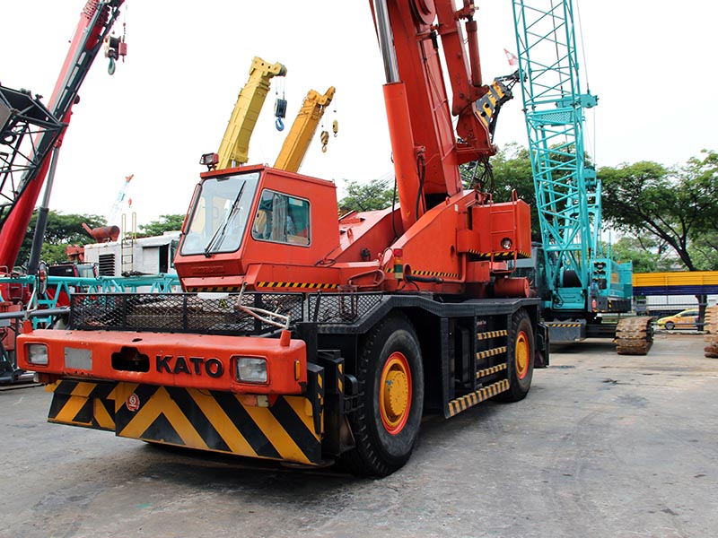 Máy xây dựng ở Việt Nam chủ yếu hàng cũ, chất lượng còn bị đặt dấu hỏi? - Ảnh 1.