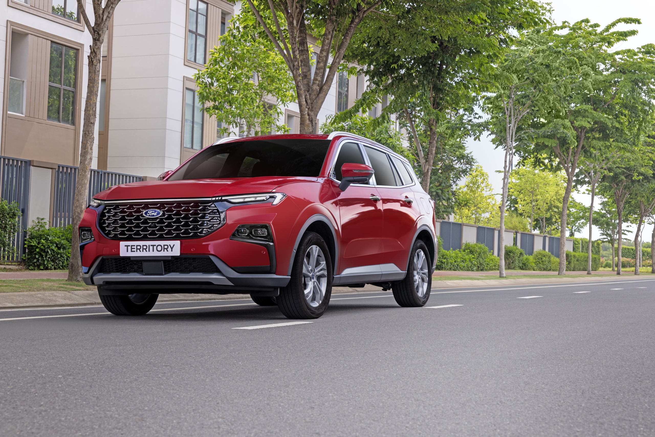 Nhiều xe Ford nhận ưu đãi lên đến 100 triệu đồng - Ảnh 1.