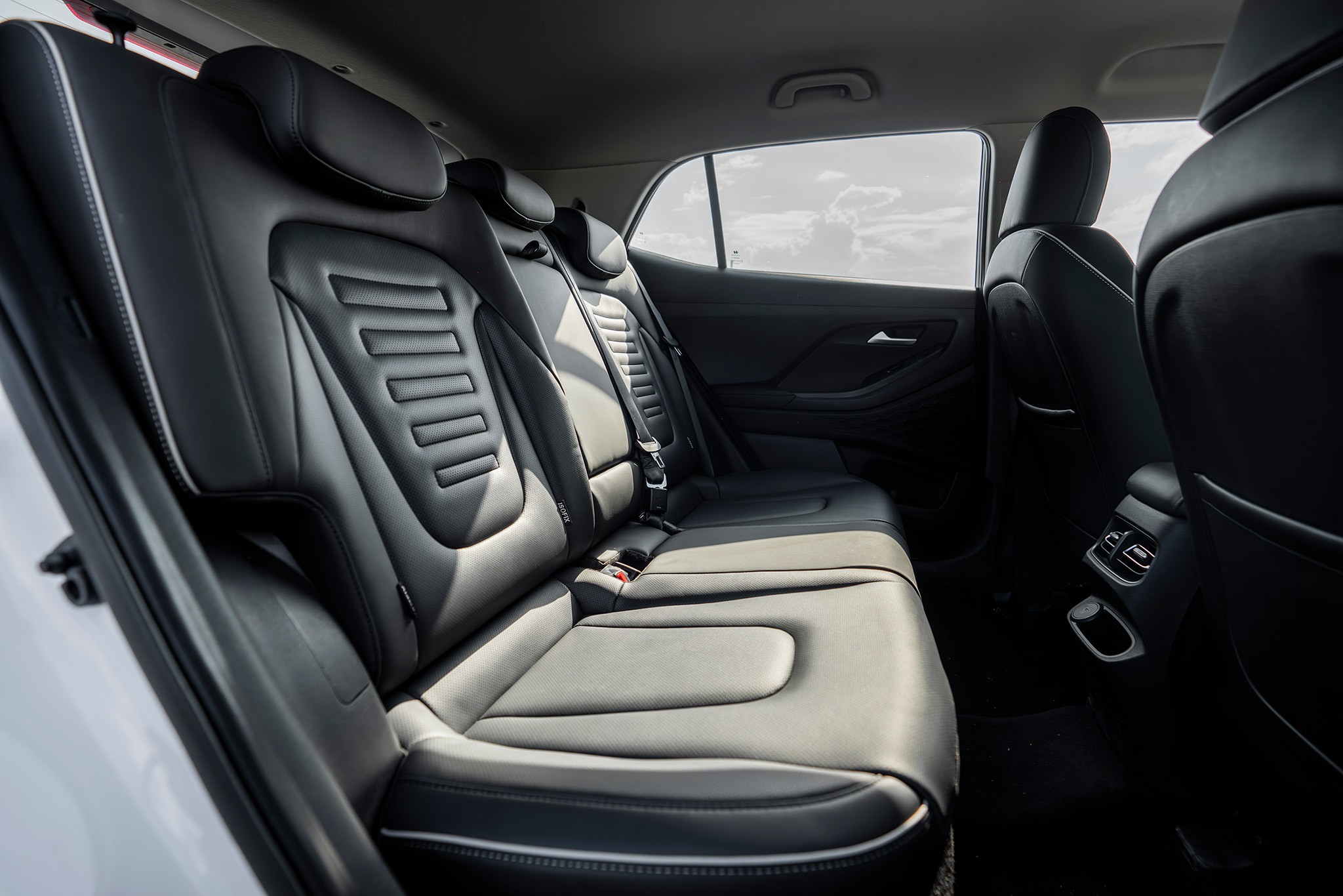 Hyundai Creta 2025 ra mắt: Trẻ trung, hiện đại hơn, giá từ 599 triệu đồng - Ảnh 6.