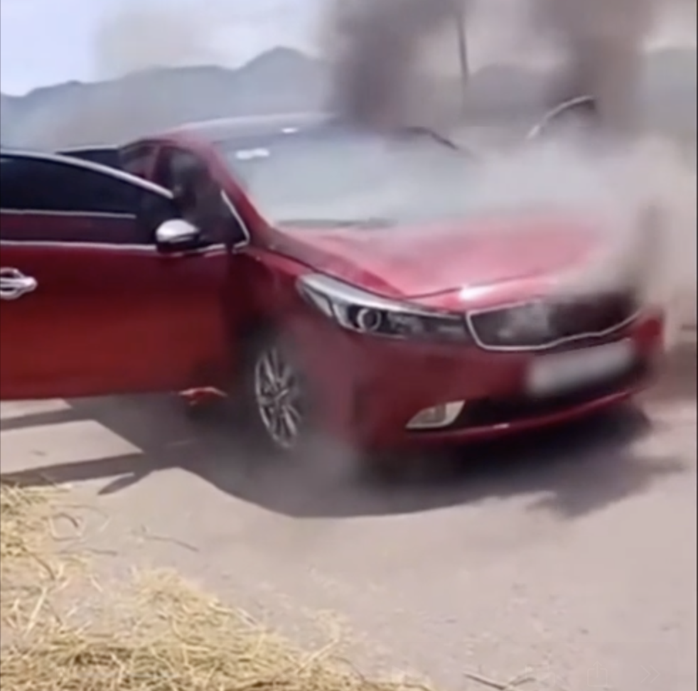 Ô tô về quê mùa hè dễ cháy hơn - Ảnh 1.