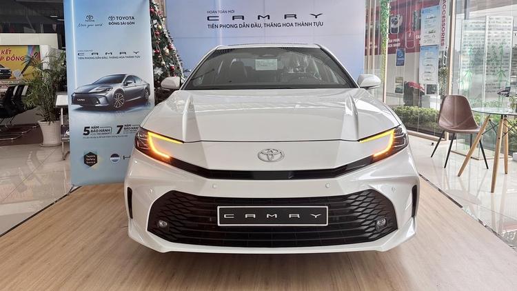 Đi ngược xu thế, nhiều dòng xe Toyota tăng giá bán - Ảnh 1.