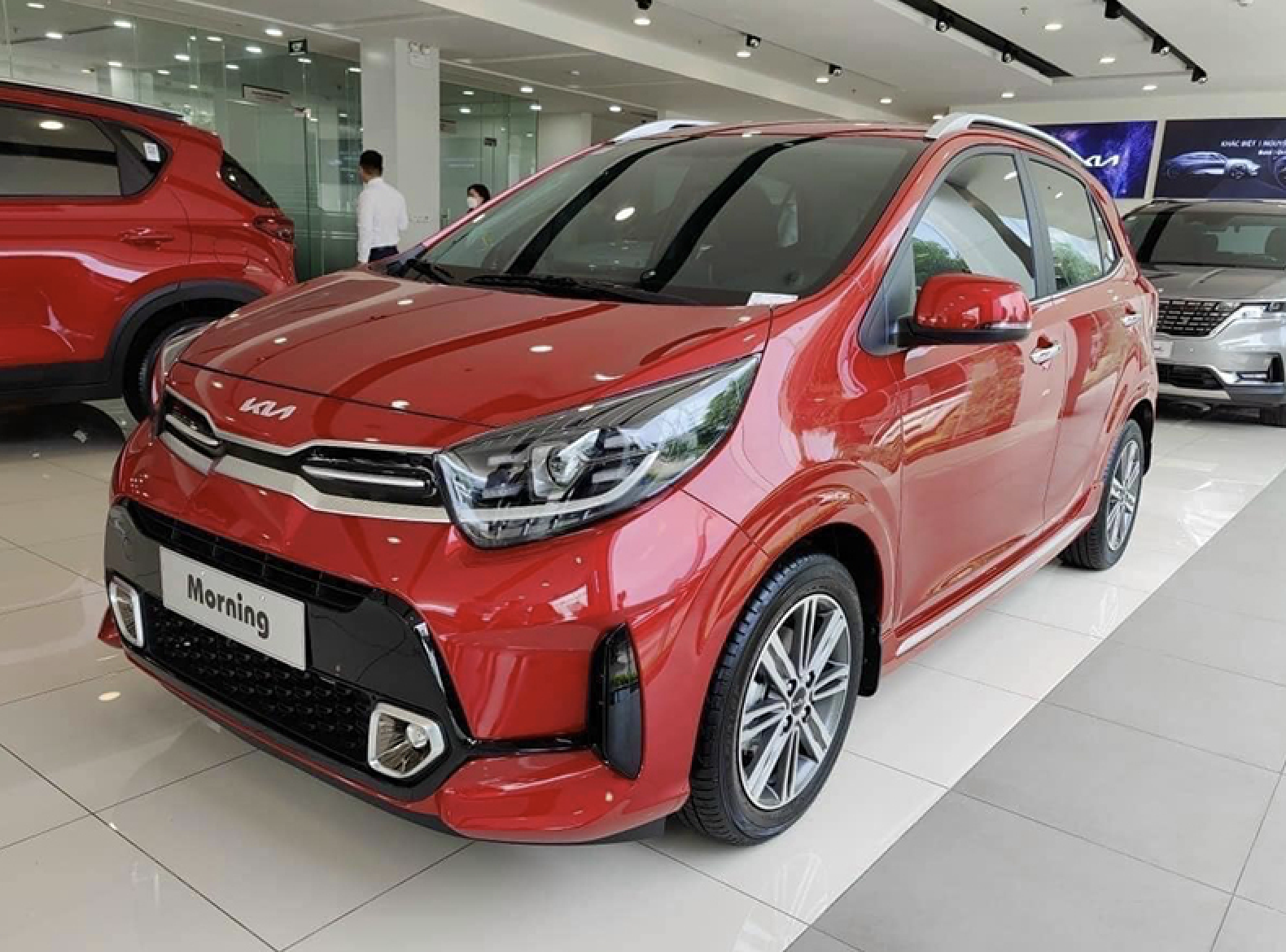 Top 10 xe bán ế nhất tháng 6/2025: Trùm doanh số cũng hết thời - Ảnh 2.