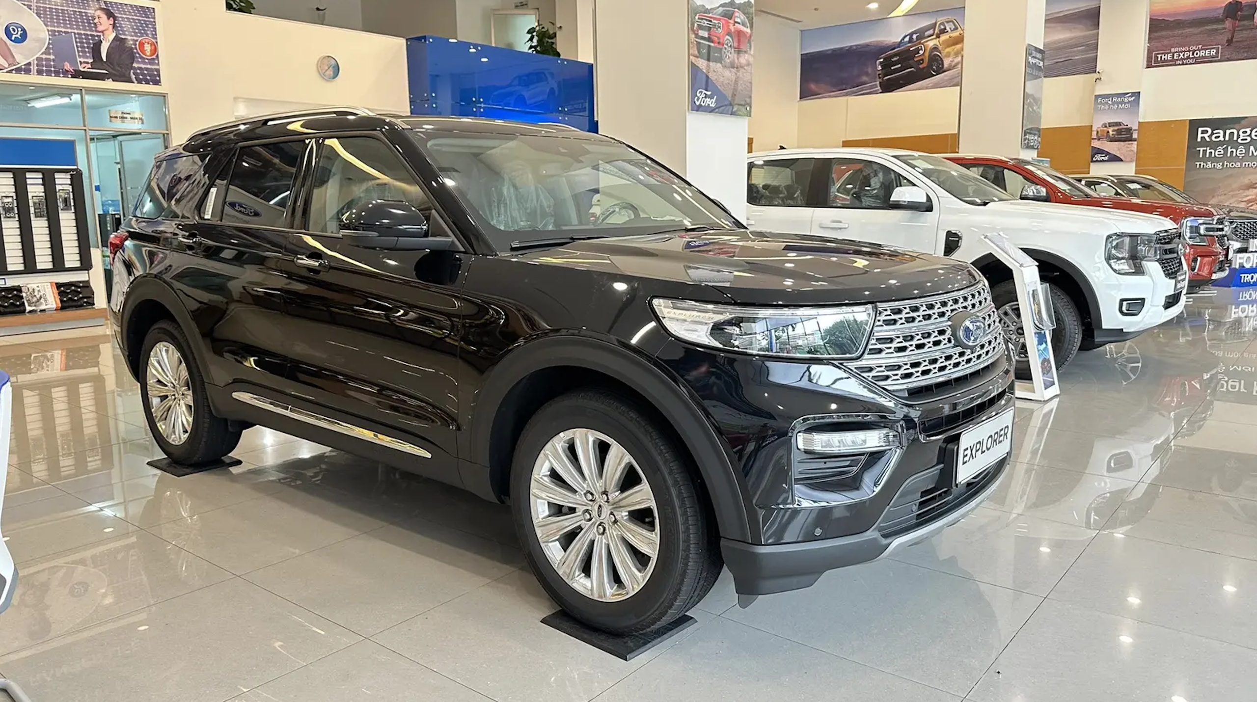 Top 10 xe bán ế nhất tháng 6/2025: Trùm doanh số cũng hết thời - Ảnh 1.