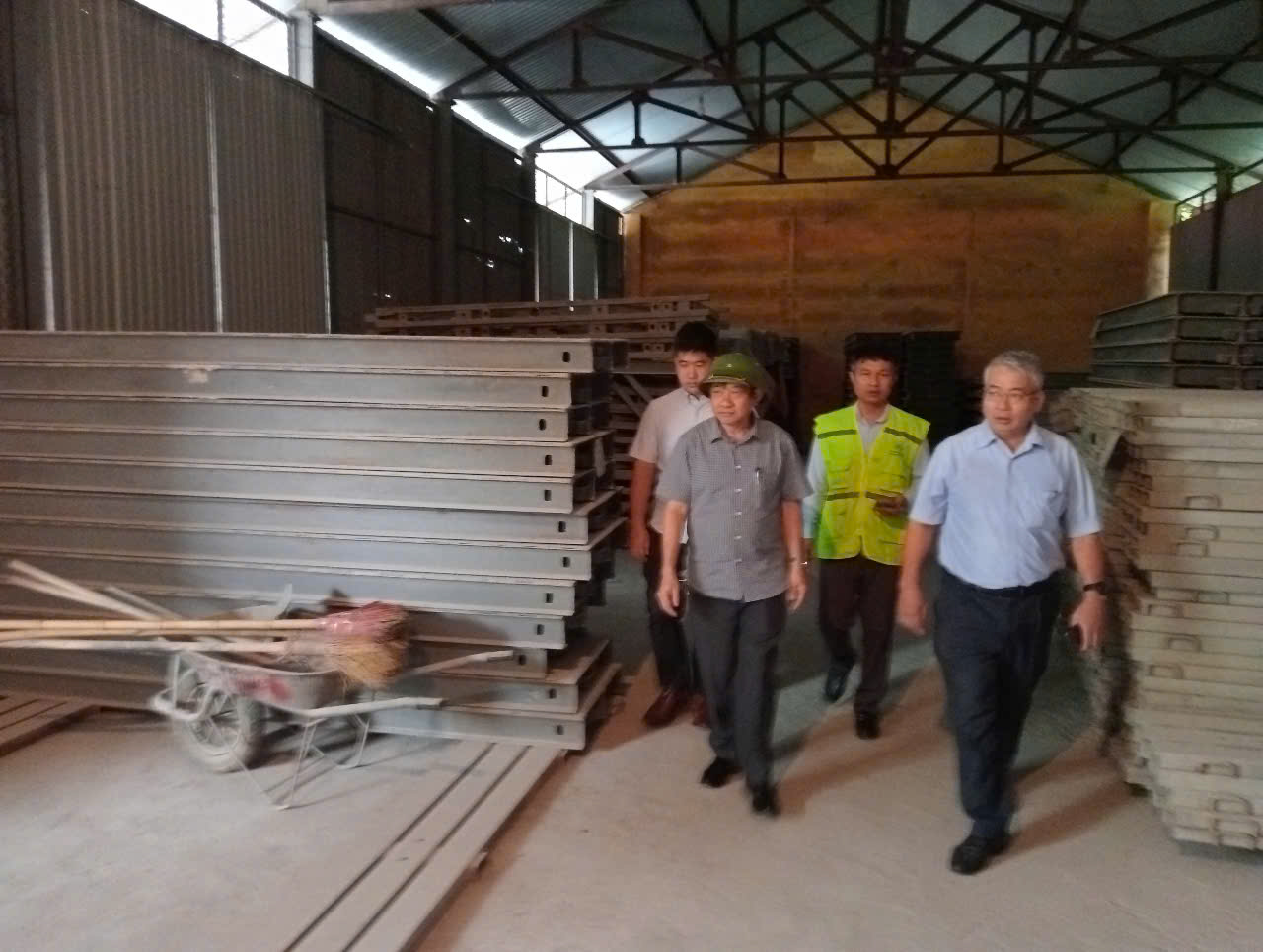 Ngành Đường bộ chủ động ứng phó với Bão số 3 - Ảnh 4.