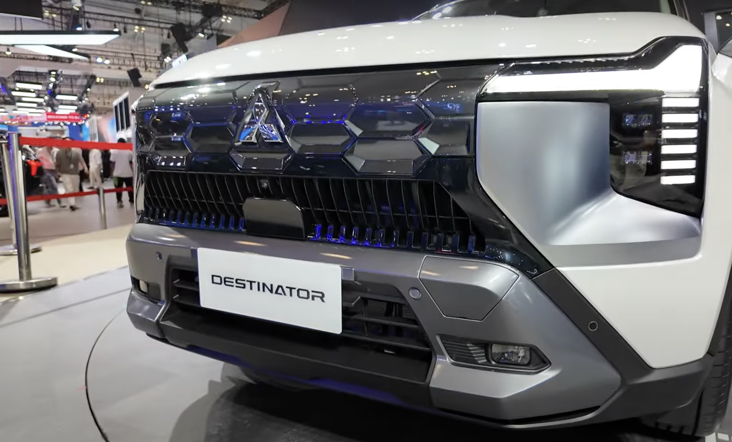 Đánh giá nhanh ưu nhược điểm Mitsubishi Destinator mới chốt giá quy đổi từ 617 triệu - Ảnh 2.