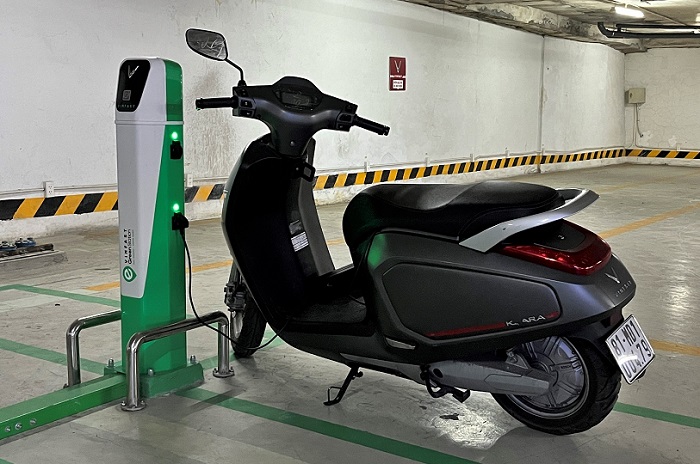 Dùng xe máy điện thế nào để gia tăng tuổi thọ cao nhất? - Ảnh 1.