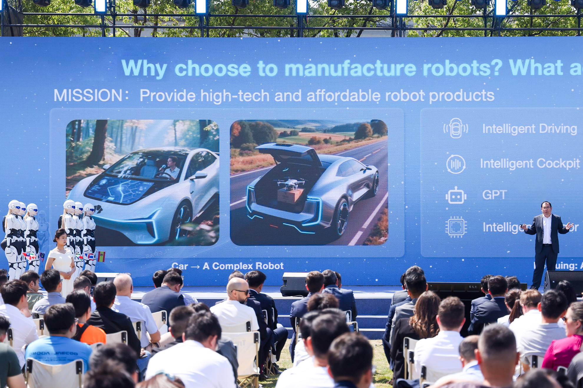 OMODA & JAECOO giới thiệu AiMOGA: Bước đột phá ô tô kết hợp và robot hình người, mở ra kỷ nguyên bán hàng thông minh - Ảnh 3.