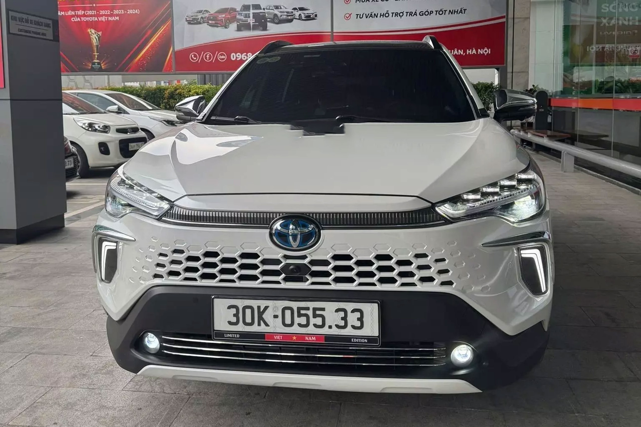 Toyota Corolla Cross hybrid chạy hơn 5.000 km giá bao nhiêu? - Ảnh 1.