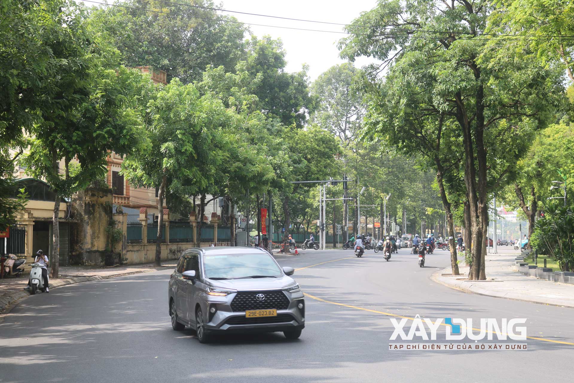 Diện mạo mới của đường phố Hà Nội trước ngày đại lễ của đất nước - Ảnh 5.