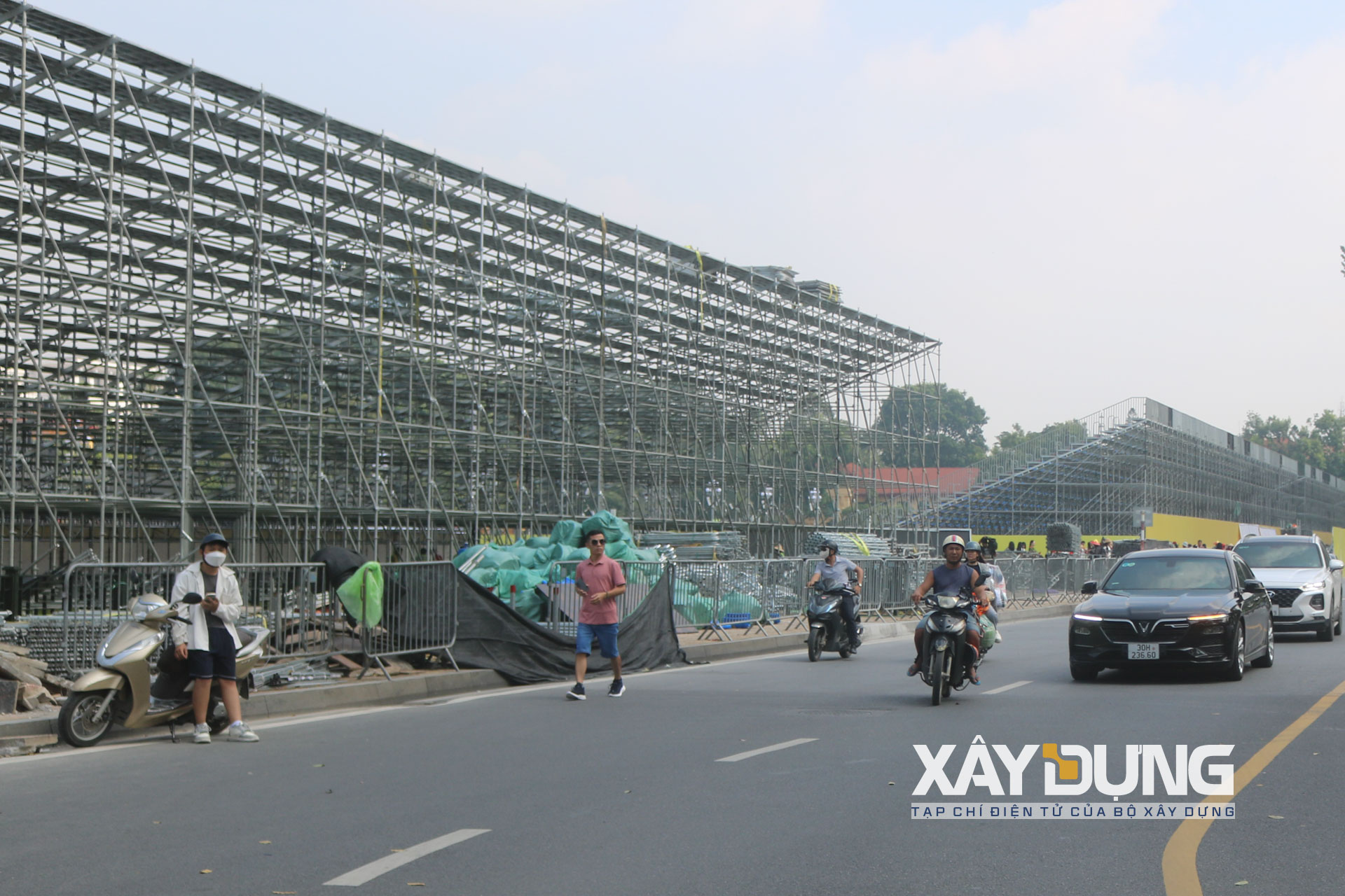 Diện mạo mới của đường phố Hà Nội trước ngày đại lễ của đất nước - Ảnh 15.