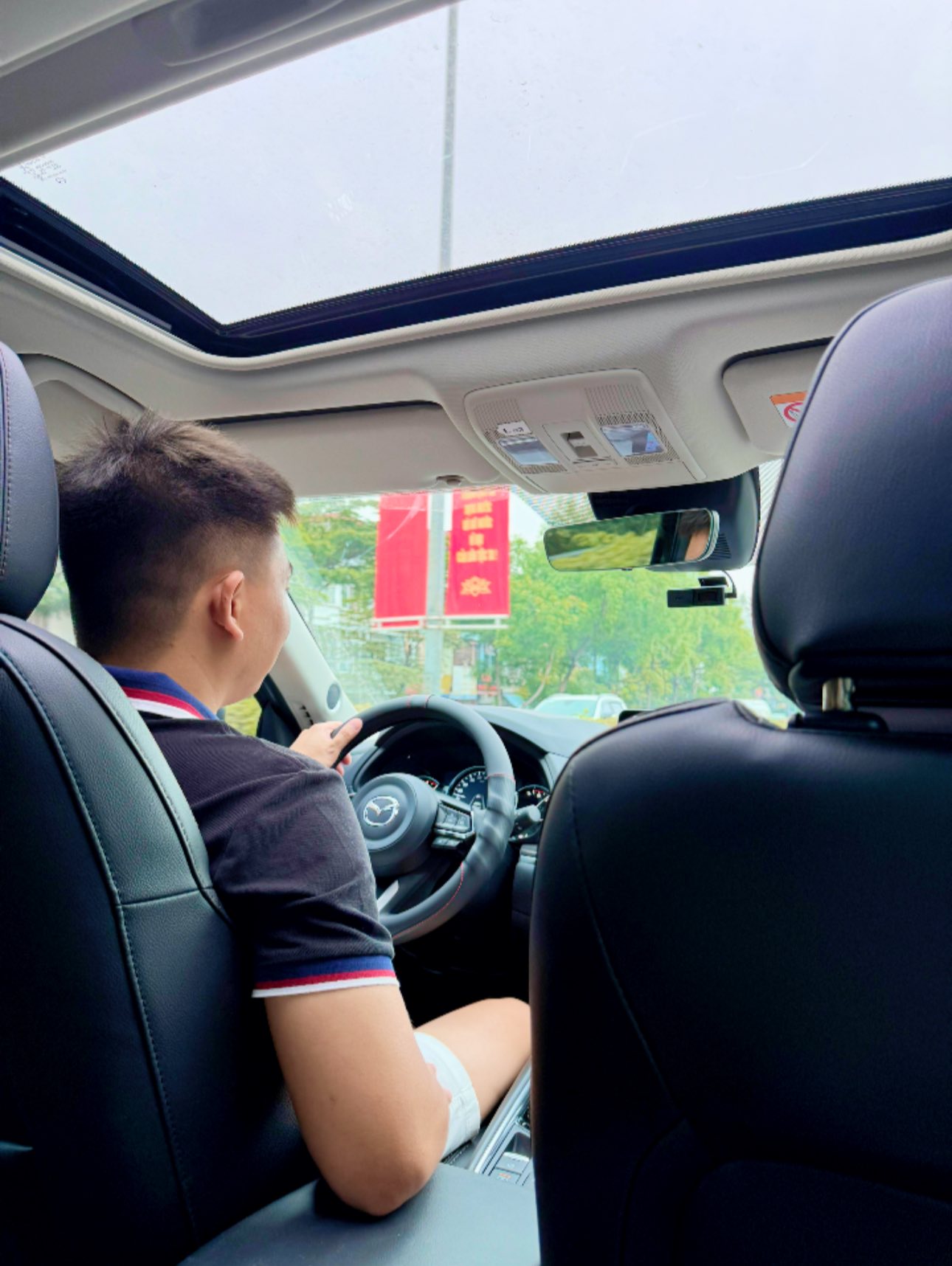 Lương bao nhiêu đủ nuôi ô tô, câu chuyện khiến nhiều người Việt khó xử? - Ảnh 1.