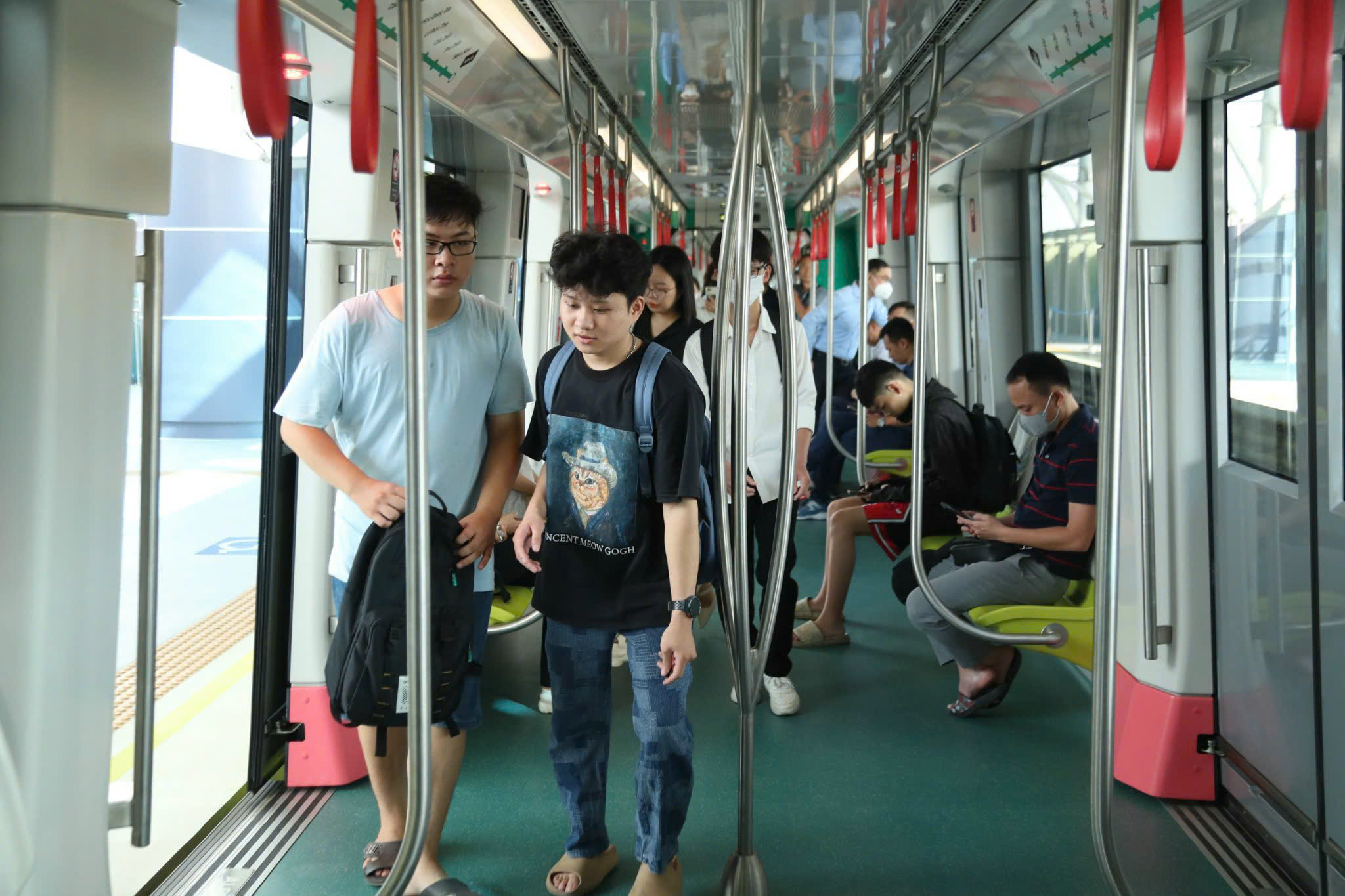 Hà Nội tăng thời gian chạy tàu điện dịp Quốc khách 2/9 - Ảnh 1.