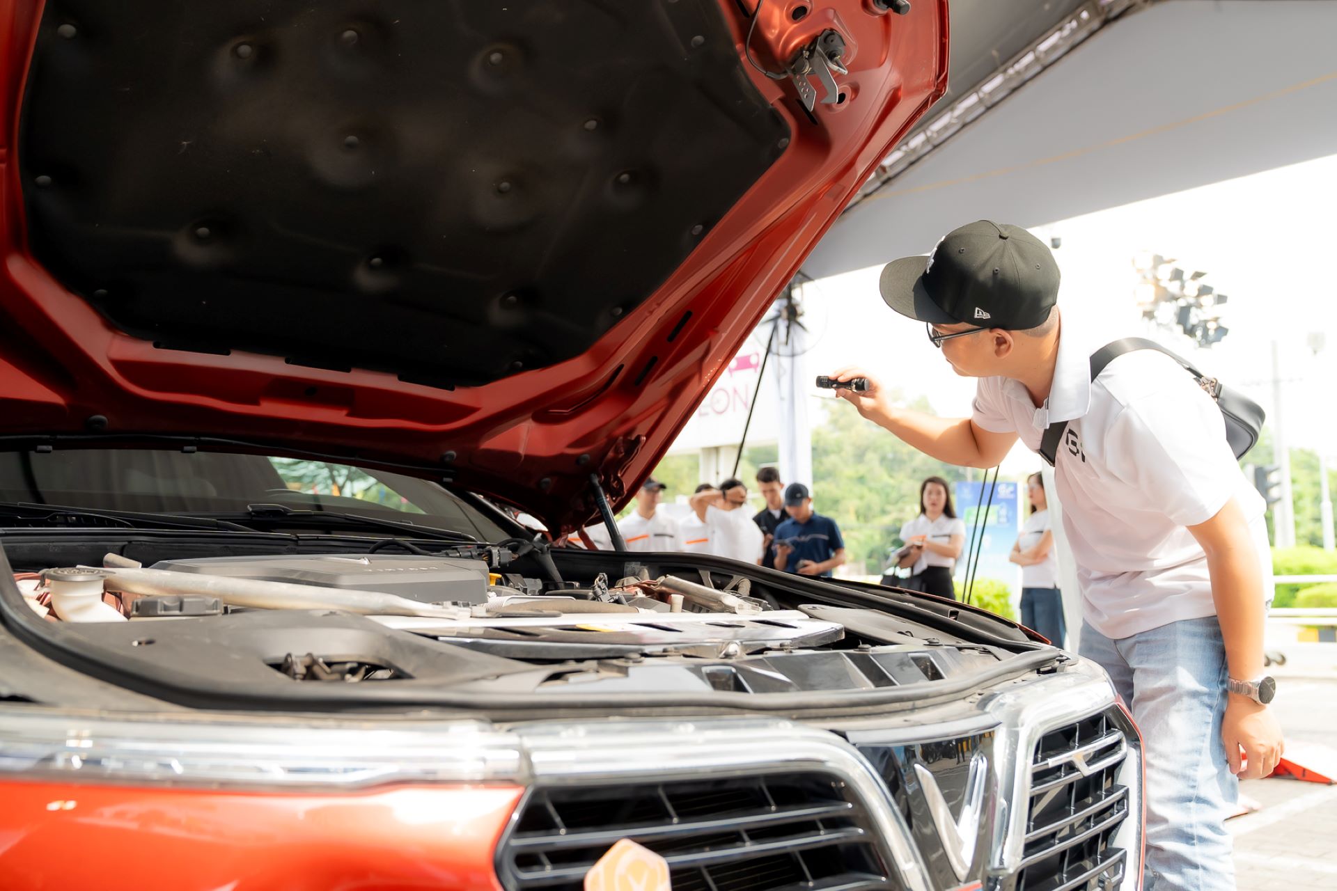 Chọn VF 8 “lướt chuẩn GF”, người dùng nói: Minh bạch từ kiểm định đến quyền lợi, giá trị thật được đảm bảo- Ảnh 1.