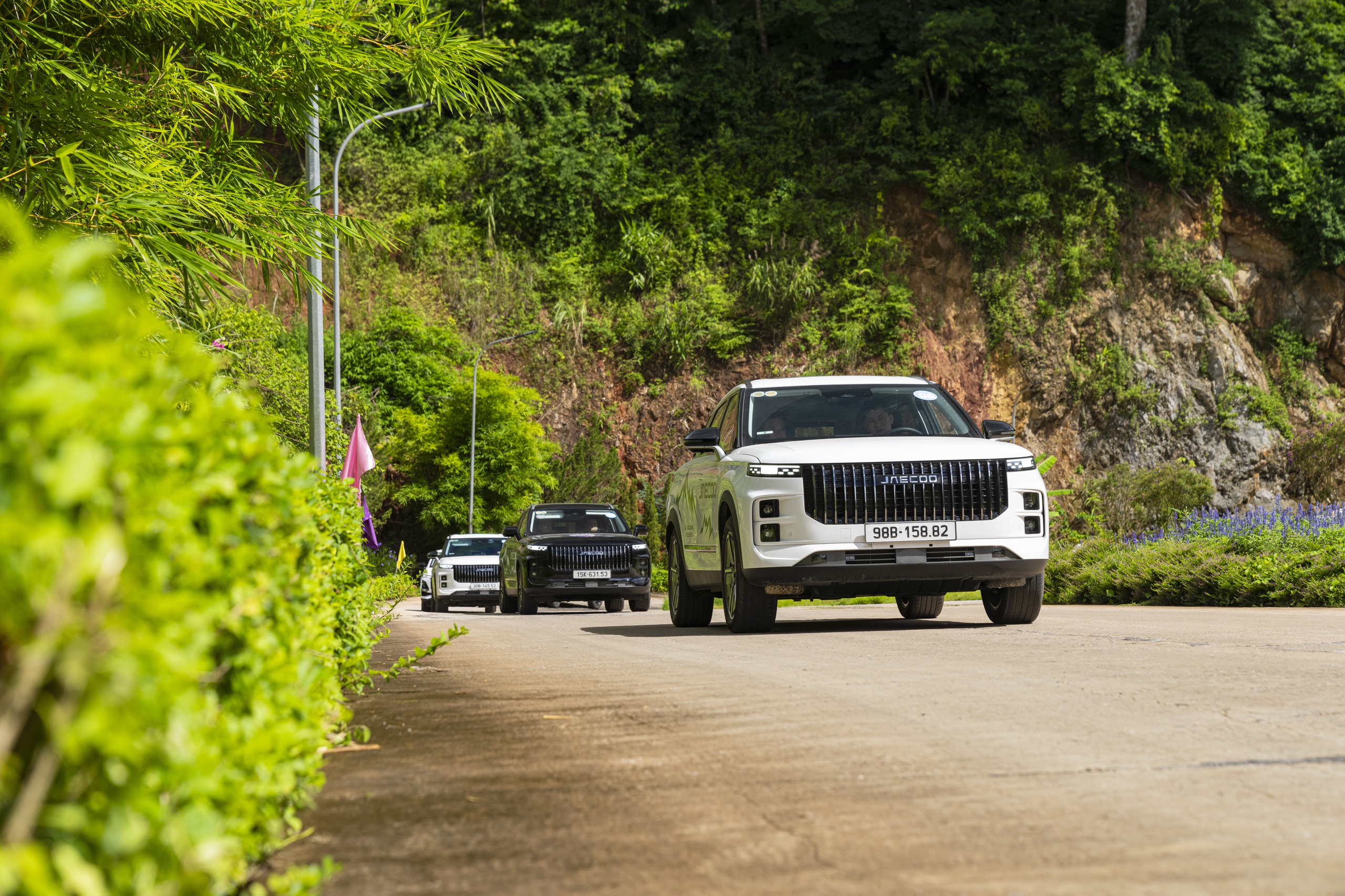 Ưu đãi rực rỡ tháng 8 – Sở hữu Omoda C5 & Jaecoo J7 dễ dàng hơn bao giờ hết - Ảnh 3.