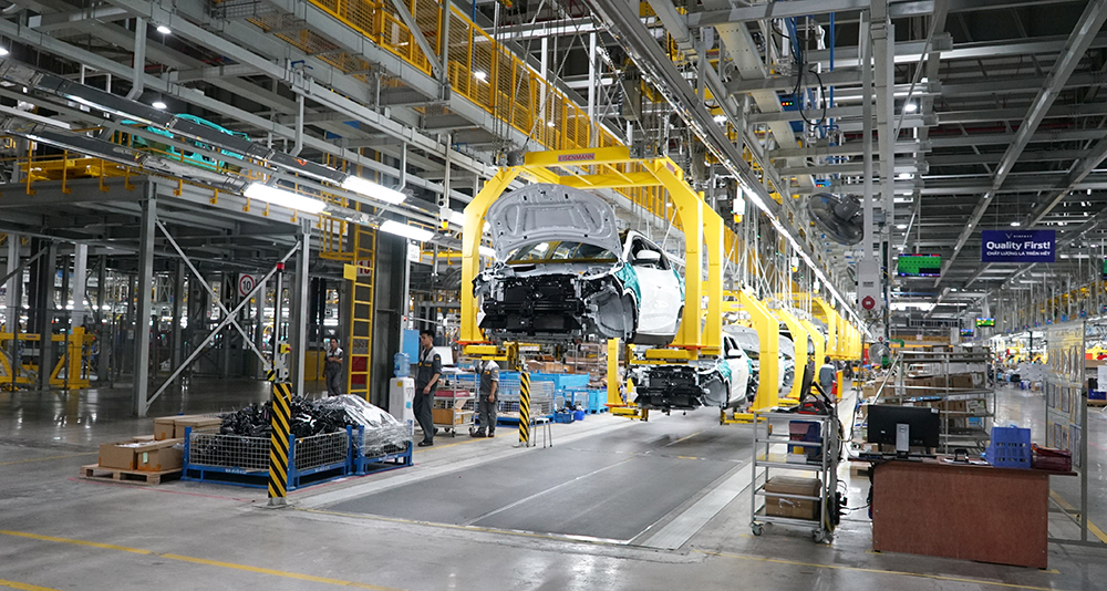 Ô tô nhập khẩu tràn về Việt Nam khiến xe lắp ráp gặp khó - Ảnh 2.