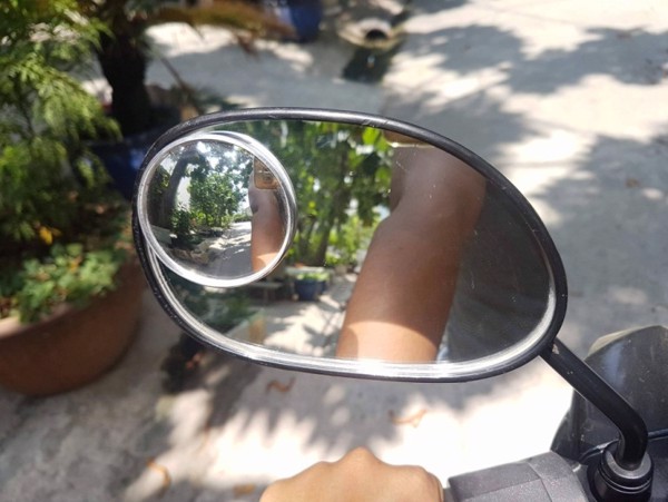 5 lý do khiến bạn thêm “yêu mến” gương chiếu hậu trên xe máy