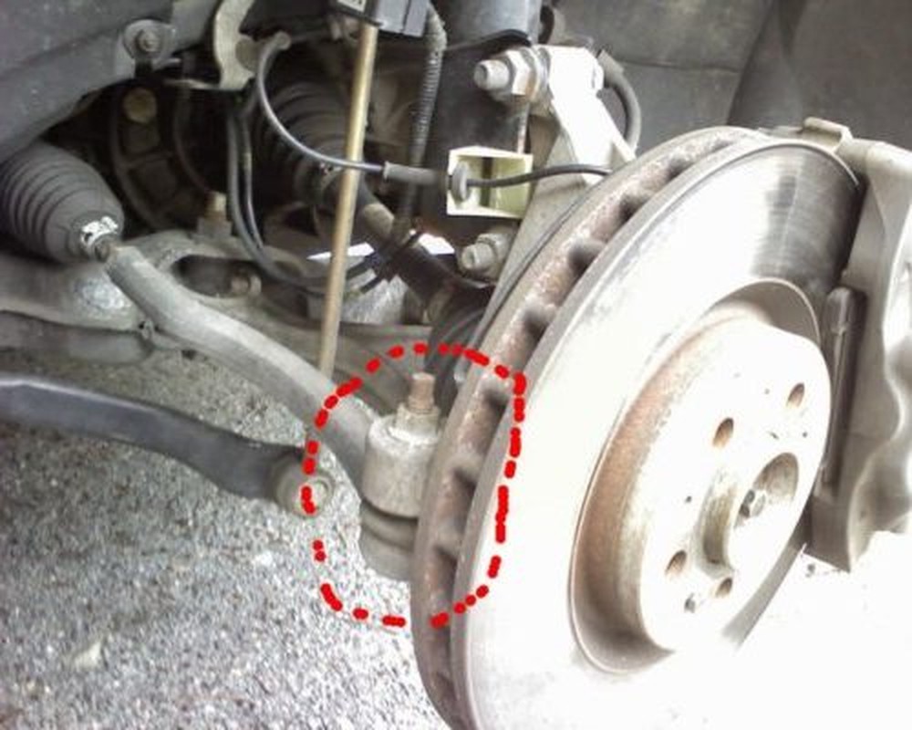 Nguyên nhân và cách khắc phục vô lăng bị lệch