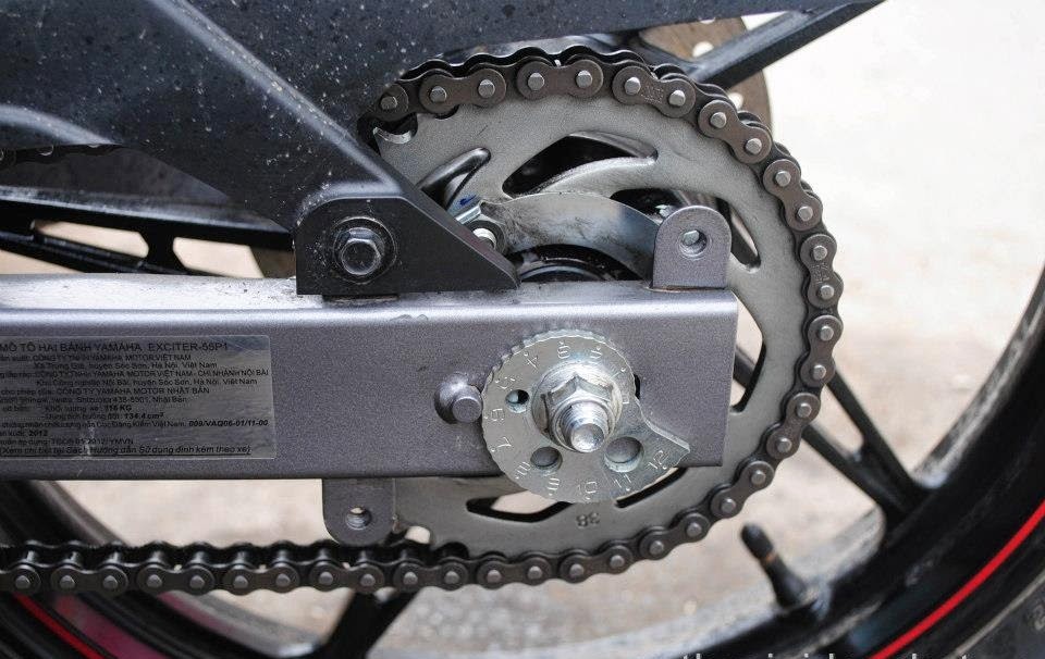 Xe gắn máy chạy yếu là do đâu?