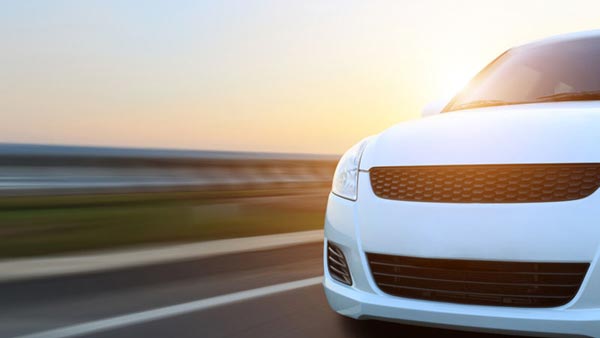 “Khóc hết nước mắt” với những viên đá “bay” trên đường