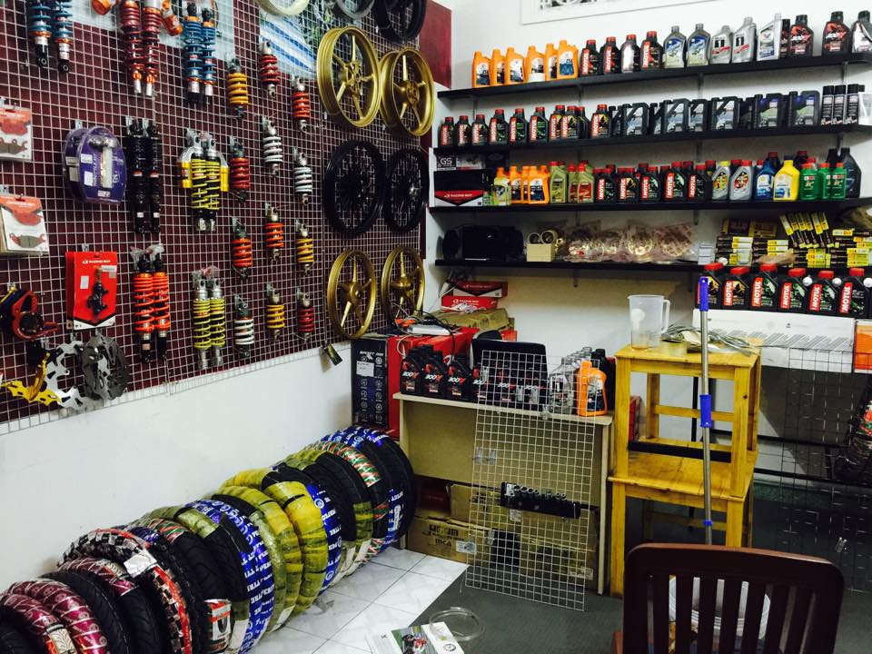 Cặp phuộc gần 30 triệu, vì sao đắt bằng cả chiếc xe?