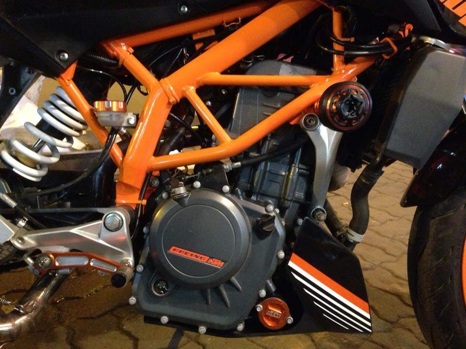 Trang bị chống đổ xe máy trên Winner, Excite…liệu có cần thiết