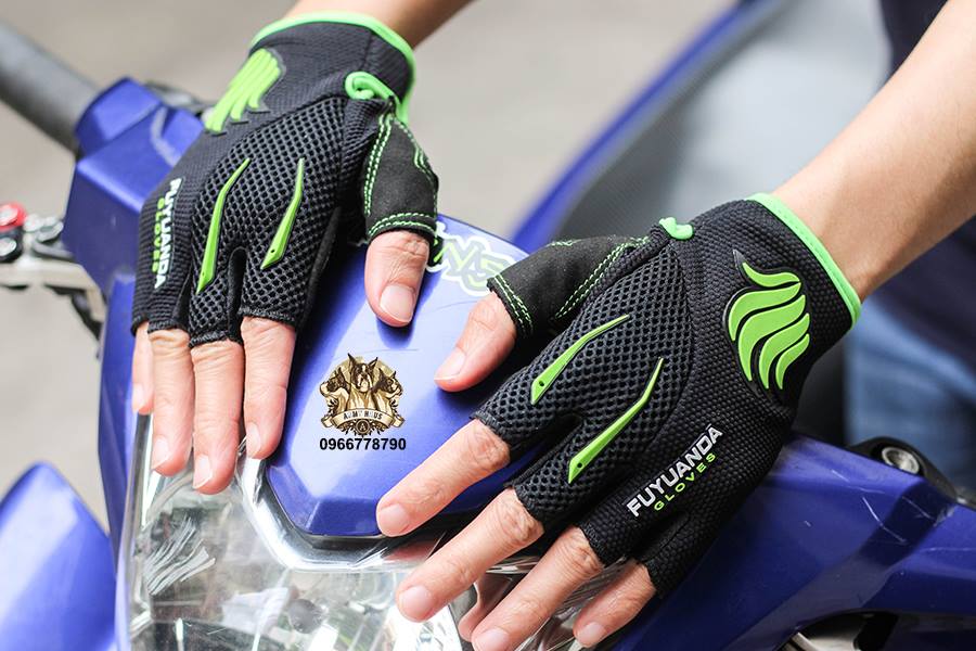 Thói quen “xấu” nhiều người mắc phải khiến mũ bảo hiểm nhanh hư