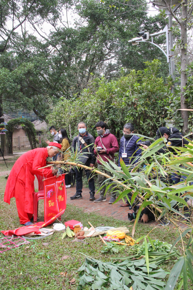 60EEF7BE-A700-46B3-896A-25173FD71529.