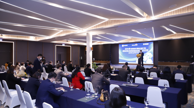 Toàn cảnh hội nghị.