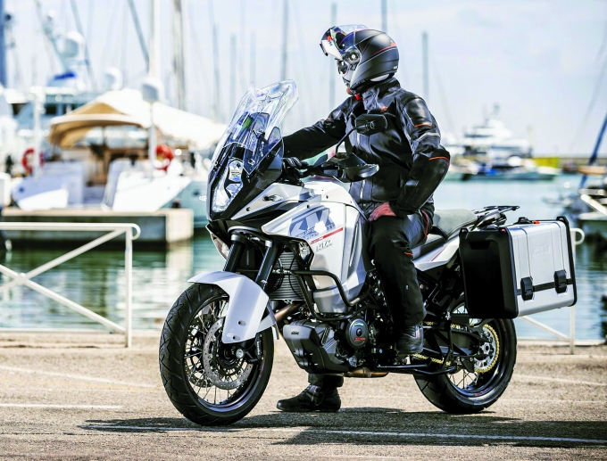 KTM-1290-Super-Adventure-5