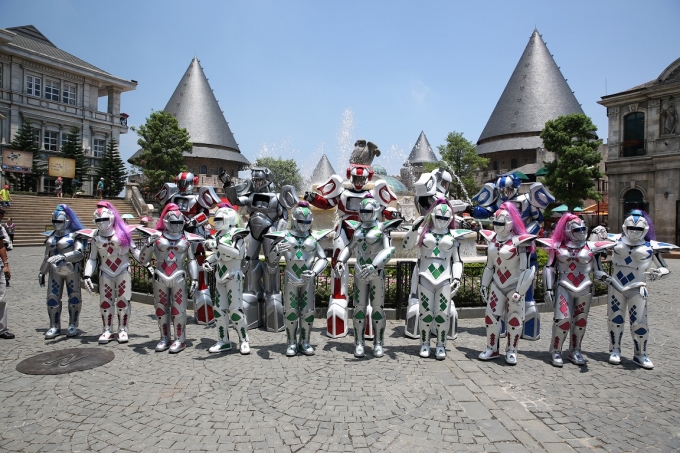 robot show Ba Na Hills