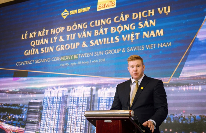 Đại diện Savills Việt Nam - ông Matthew Powell phá
