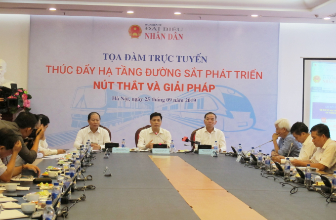 toa dam thao diem nghen ha tang duong sat