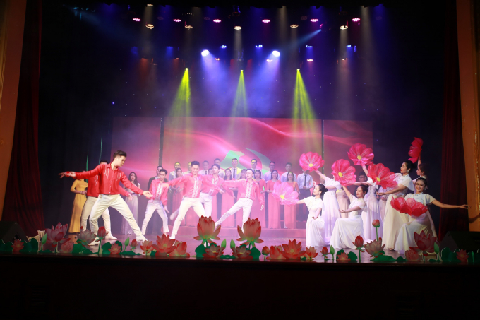 31C568C2-CAD4-4554-BDC8-AB58AB44F301.