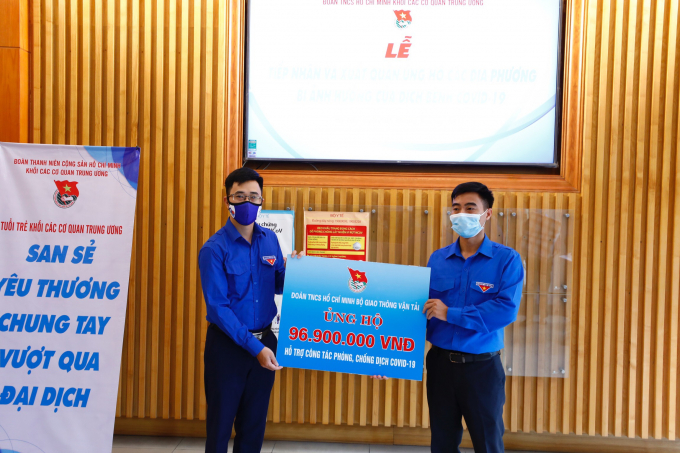 z2533908569866_4a5c6647865e330563657701716be2a2