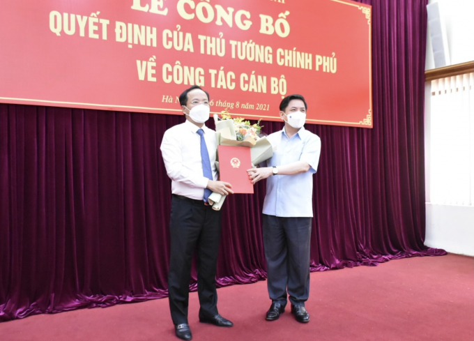 A865146E-B42F-40A5-98AC-62D717F9B748.